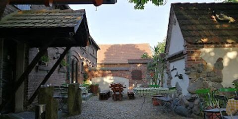 Gashaus &quot;Zur Oase&quot; - Biergarten, Foto: A. Schild